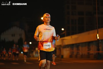 HO CHI MINH CITY NIGHT RUN EXIMBANK 2024 - Ảnh #2033197