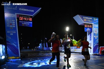 HO CHI MINH CITY NIGHT RUN EXIMBANK 2024 - Ảnh #2062747
