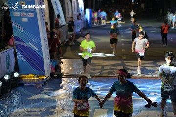 HO CHI MINH CITY NIGHT RUN EXIMBANK 2024 - Ảnh #2030467
