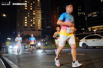 HO CHI MINH CITY NIGHT RUN EXIMBANK 2024 - Ảnh #1989972