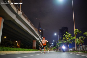 HO CHI MINH CITY NIGHT RUN EXIMBANK 2024 - Ảnh #1988538
