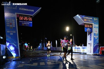 HO CHI MINH CITY NIGHT RUN EXIMBANK 2024 - Ảnh #2061201