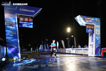 HO CHI MINH CITY NIGHT RUN EXIMBANK 2024 - Ảnh #2065137