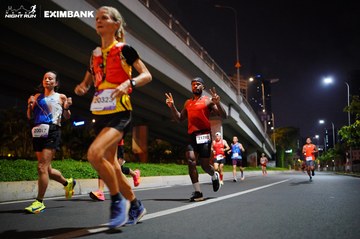 HO CHI MINH CITY NIGHT RUN EXIMBANK 2024 - Ảnh #1988692