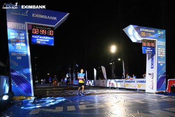 HO CHI MINH CITY NIGHT RUN EXIMBANK 2024 - Ảnh #2063949
