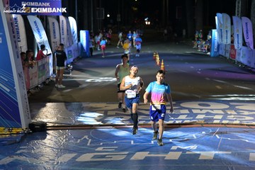 HO CHI MINH CITY NIGHT RUN EXIMBANK 2024 - Ảnh #2032660