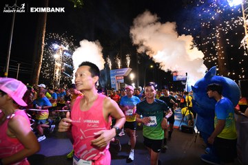 HO CHI MINH CITY NIGHT RUN EXIMBANK 2024 - Ảnh #1969746
