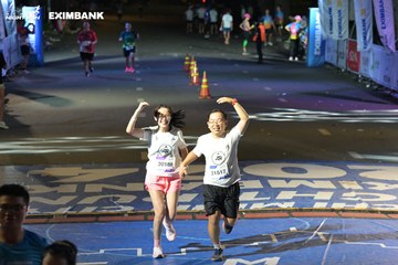 HO CHI MINH CITY NIGHT RUN EXIMBANK 2024 - Ảnh #2029115