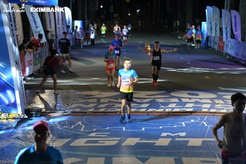 HO CHI MINH CITY NIGHT RUN EXIMBANK 2024 - Ảnh #2032095