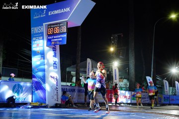 HO CHI MINH CITY NIGHT RUN EXIMBANK 2024 - Ảnh #2035354