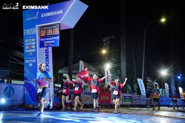 HO CHI MINH CITY NIGHT RUN EXIMBANK 2024 - Ảnh #2033227