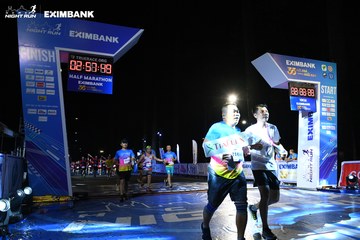 HO CHI MINH CITY NIGHT RUN EXIMBANK 2024 - Ảnh #2059455