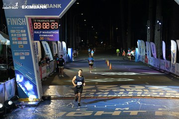 HO CHI MINH CITY NIGHT RUN EXIMBANK 2024 - Ảnh #2029933