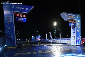 HO CHI MINH CITY NIGHT RUN EXIMBANK 2024 - Ảnh #2061101