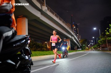 HO CHI MINH CITY NIGHT RUN EXIMBANK 2024 - Ảnh #1988566