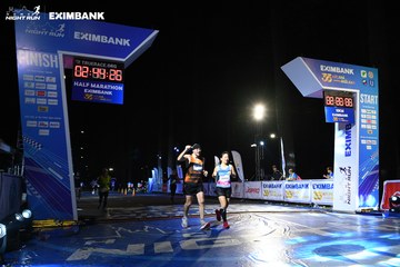 HO CHI MINH CITY NIGHT RUN EXIMBANK 2024 - Ảnh #2064354