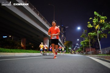 HO CHI MINH CITY NIGHT RUN EXIMBANK 2024 - Ảnh #1988771
