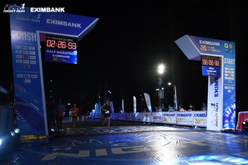 HO CHI MINH CITY NIGHT RUN EXIMBANK 2024 - Ảnh #2062591