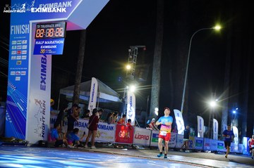 HO CHI MINH CITY NIGHT RUN EXIMBANK 2024 - Ảnh #2034162