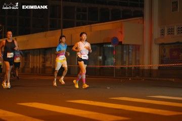 HO CHI MINH CITY NIGHT RUN EXIMBANK 2024 - Ảnh #2034233