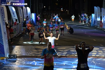 HO CHI MINH CITY NIGHT RUN EXIMBANK 2024 - Ảnh #2034187