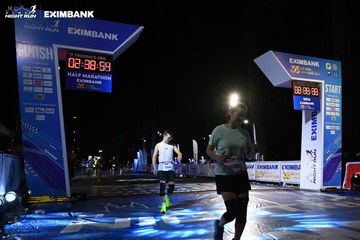HO CHI MINH CITY NIGHT RUN EXIMBANK 2024 - Ảnh #2060089