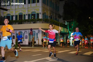 HO CHI MINH CITY NIGHT RUN EXIMBANK 2024 - Ảnh #2031732