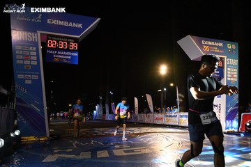 HO CHI MINH CITY NIGHT RUN EXIMBANK 2024 - Ảnh #2059302