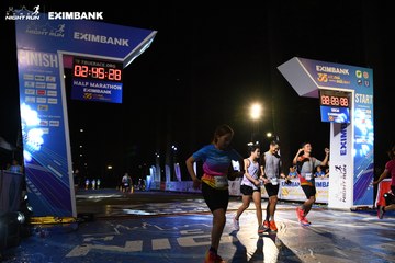 HO CHI MINH CITY NIGHT RUN EXIMBANK 2024 - Ảnh #2065519