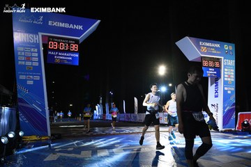 HO CHI MINH CITY NIGHT RUN EXIMBANK 2024 - Ảnh #2062201