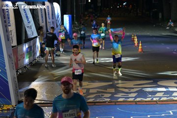 HO CHI MINH CITY NIGHT RUN EXIMBANK 2024 - Ảnh #2027849