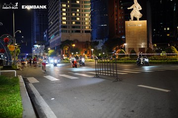 HO CHI MINH CITY NIGHT RUN EXIMBANK 2024 - Ảnh #1990466