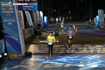 HO CHI MINH CITY NIGHT RUN EXIMBANK 2024 - Ảnh #2027228