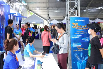 HO CHI MINH CITY NIGHT RUN EXIMBANK 2024 - Ảnh #1966091