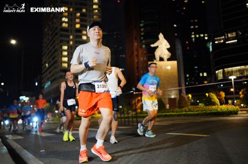 HO CHI MINH CITY NIGHT RUN EXIMBANK 2024 - Ảnh #1990465