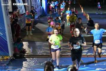 HO CHI MINH CITY NIGHT RUN EXIMBANK 2024 - Ảnh #2028054