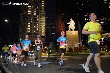 HO CHI MINH CITY NIGHT RUN EXIMBANK 2024 - Ảnh #1990843