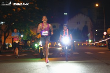 HO CHI MINH CITY NIGHT RUN EXIMBANK 2024 - Ảnh #2032265