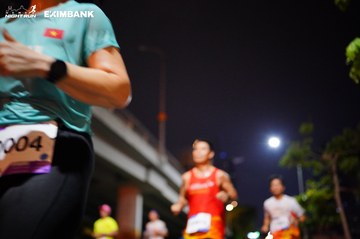 HO CHI MINH CITY NIGHT RUN EXIMBANK 2024 - Ảnh #1988961