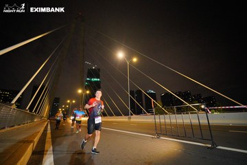 HO CHI MINH CITY NIGHT RUN EXIMBANK 2024 - Ảnh #2026912