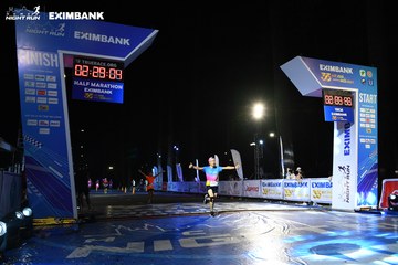 HO CHI MINH CITY NIGHT RUN EXIMBANK 2024 - Ảnh #2064580