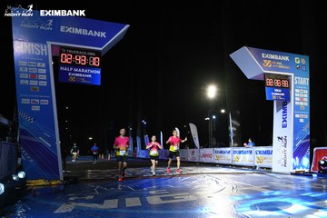 HO CHI MINH CITY NIGHT RUN EXIMBANK 2024 - Ảnh #2063289