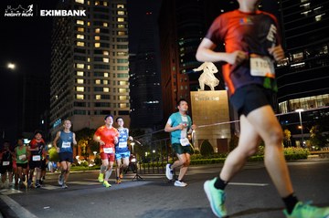 HO CHI MINH CITY NIGHT RUN EXIMBANK 2024 - Ảnh #1991321