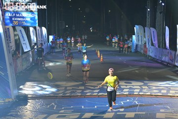 HO CHI MINH CITY NIGHT RUN EXIMBANK 2024 - Ảnh #2029280