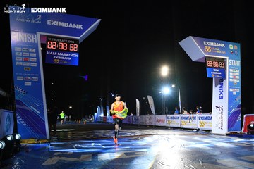 HO CHI MINH CITY NIGHT RUN EXIMBANK 2024 - Ảnh #2065730