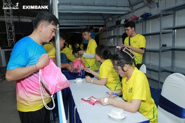 HO CHI MINH CITY NIGHT RUN EXIMBANK 2024 - Ảnh #2010406