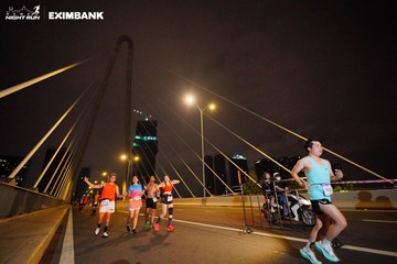 HO CHI MINH CITY NIGHT RUN EXIMBANK 2024 - Ảnh #2025644