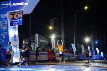 HO CHI MINH CITY NIGHT RUN EXIMBANK 2024 - Ảnh #2034857