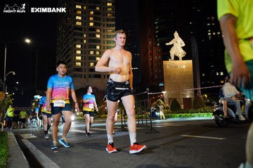 HO CHI MINH CITY NIGHT RUN EXIMBANK 2024 - Ảnh #1990096
