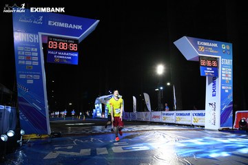HO CHI MINH CITY NIGHT RUN EXIMBANK 2024 - Ảnh #2061649